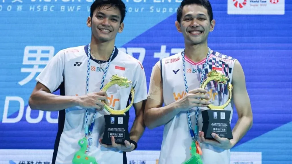 Fajar Alfian dan Muhammad Shohibul Fikri Juara China Open 2025: Persembahan untuk Iie Sumirat