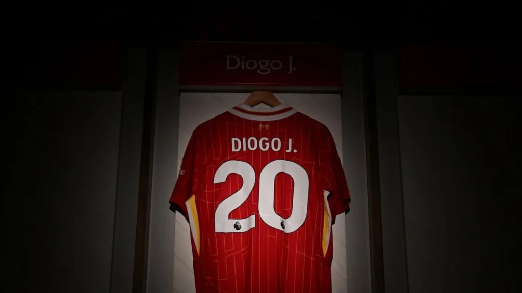 Liverpool FC Mempensiunkan Nomor 20 Sebagai Penghormatan kepada Diogo Jota