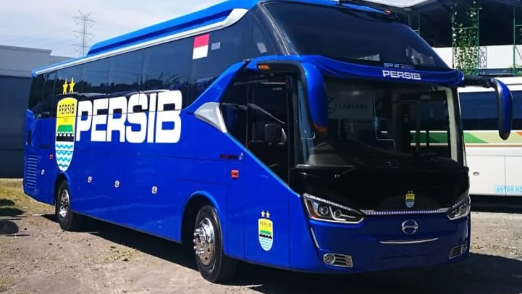 Persib Bandung Alami Kecelakaan Ringan Saat Latihan di Thailand