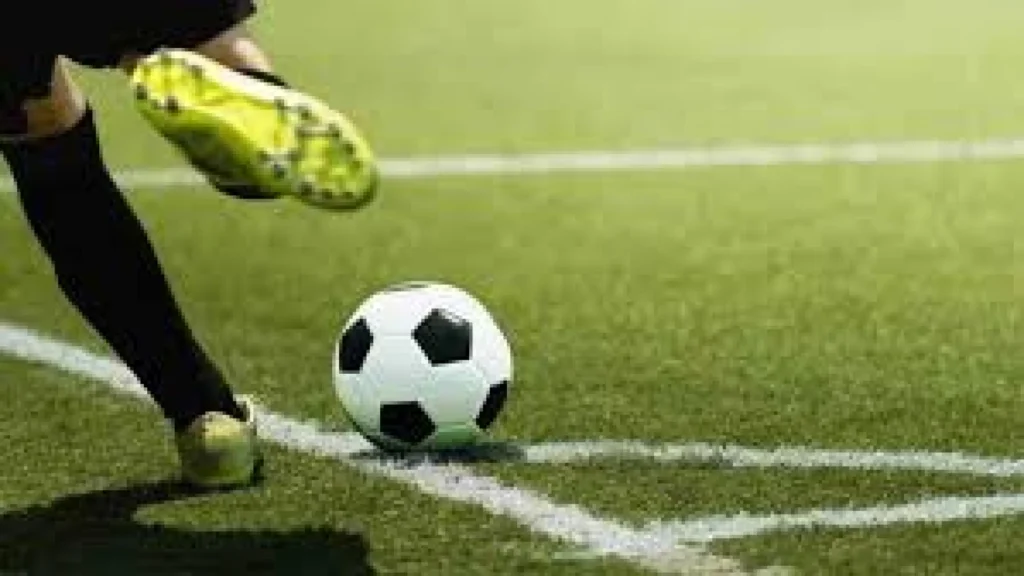 Klub Sepak Bola Indonesia Beralih ke Pemain Akademi, Apa Untung dan Ruginya?