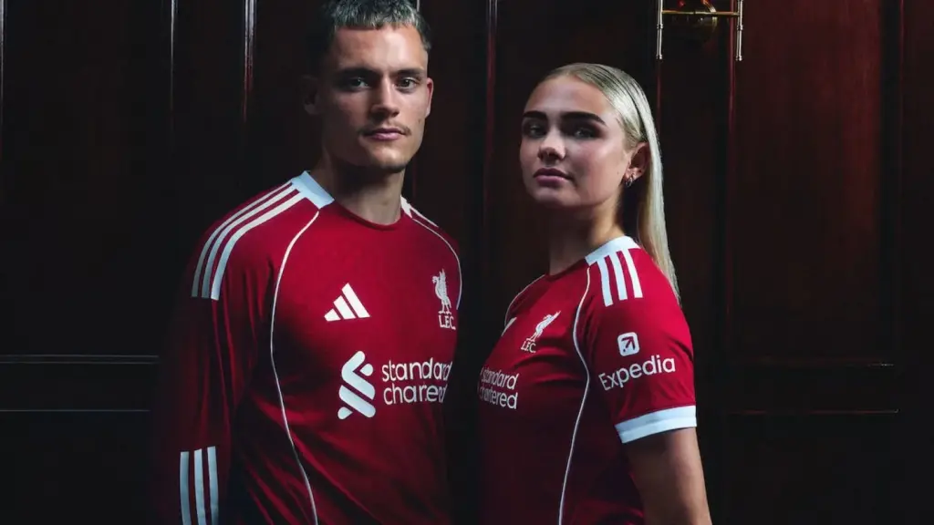 Peluncuran Jersey Baru Liverpool 2025/2026: Penjualan Melesat dan Fokus ke Florian Wirtz