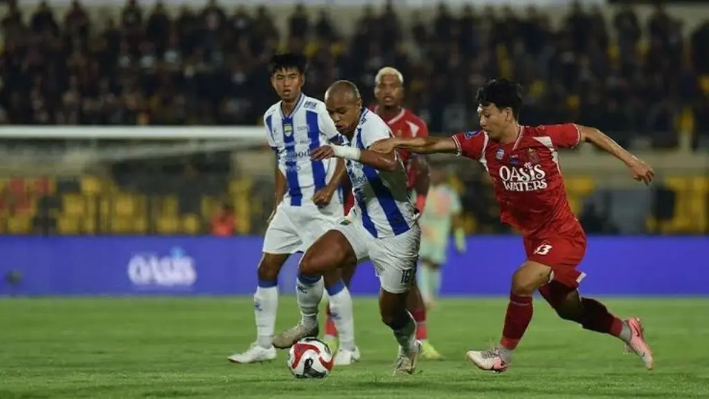 Drama Pertandingan: Persib Bandung Kalah dari Persijap Jepara