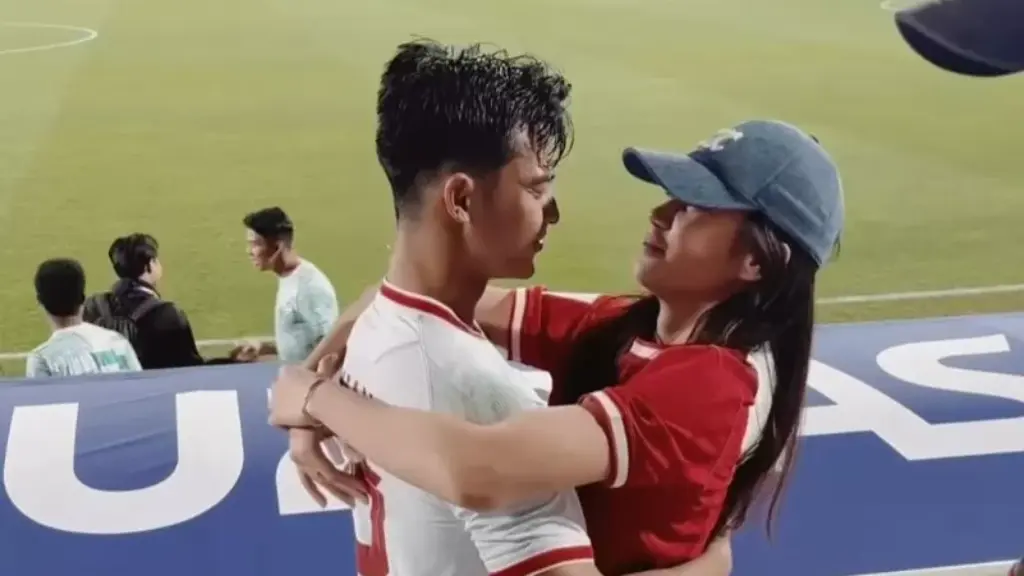 Spekulasi Menyusul Foto Azizah Salsha Bermain Padel dengan Mantan Kekasih