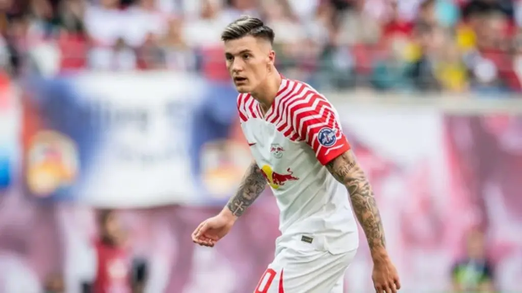 Persaingan MU dan Newcastle untuk Benjamin Sesko