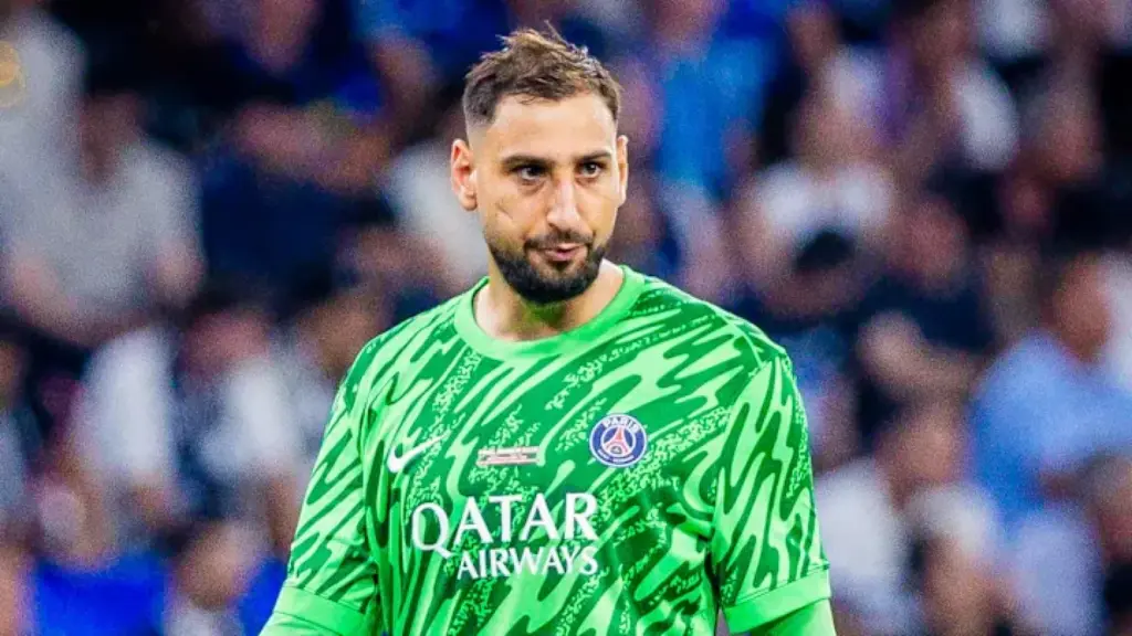 PSG Ganti Kiper: Lucas Chevalier Penuhi Harapan di Era Modern