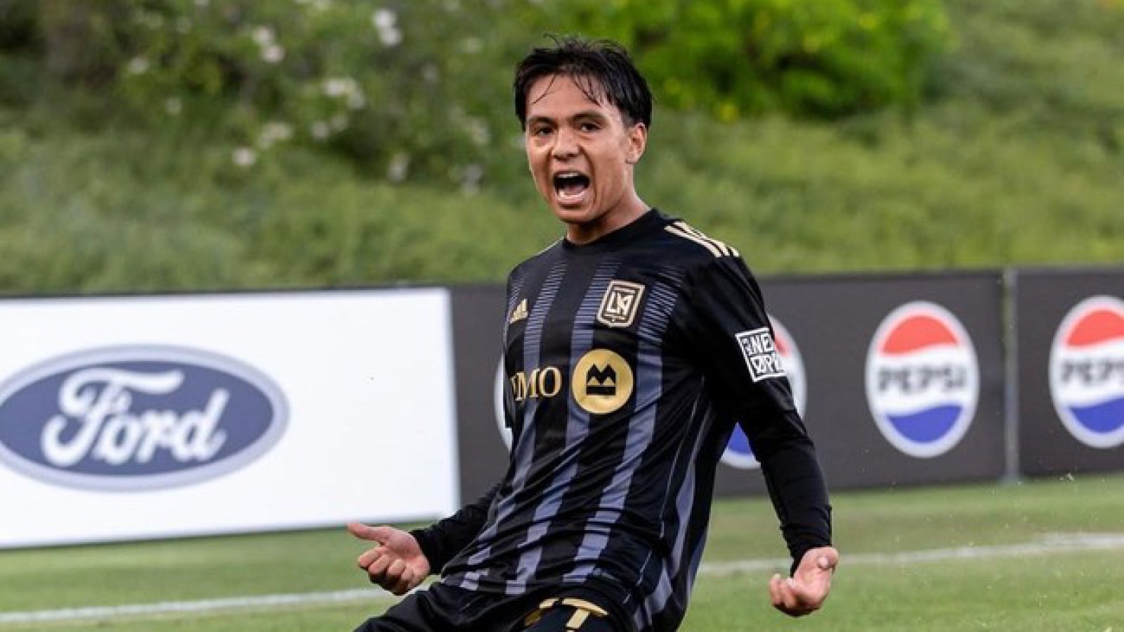 Adrian Wibowo, Pemain Pertama Campuran AS-Indonesia di MLS